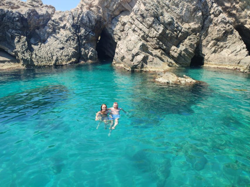 Dubrovnik: Blue Cave & Sunj Beach Boat Tour with Drinks - Swimming through the Three Green Caves