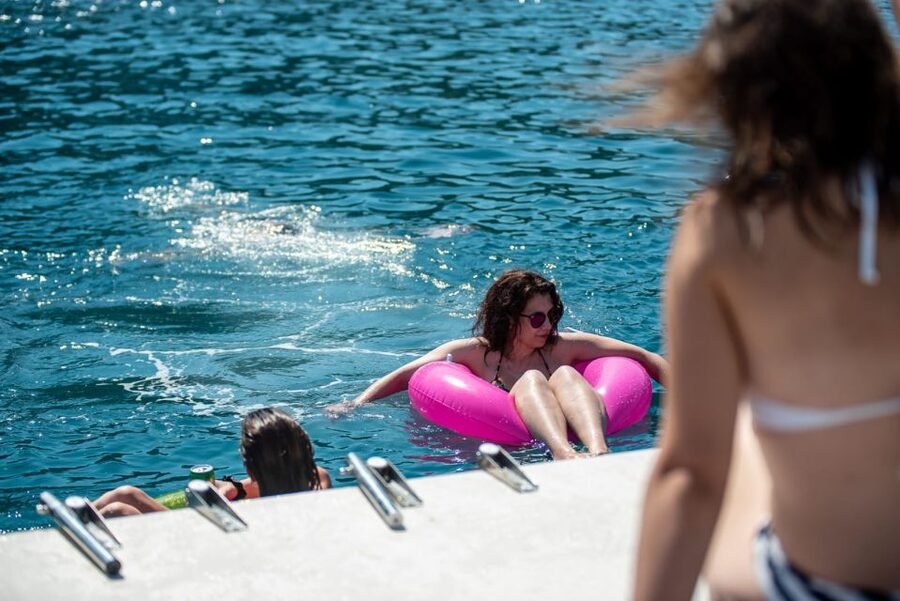 Dubrovnik: Blue Cave Tour with Panoramic Old Town View - Comfort, safety, and the practical drawbacks