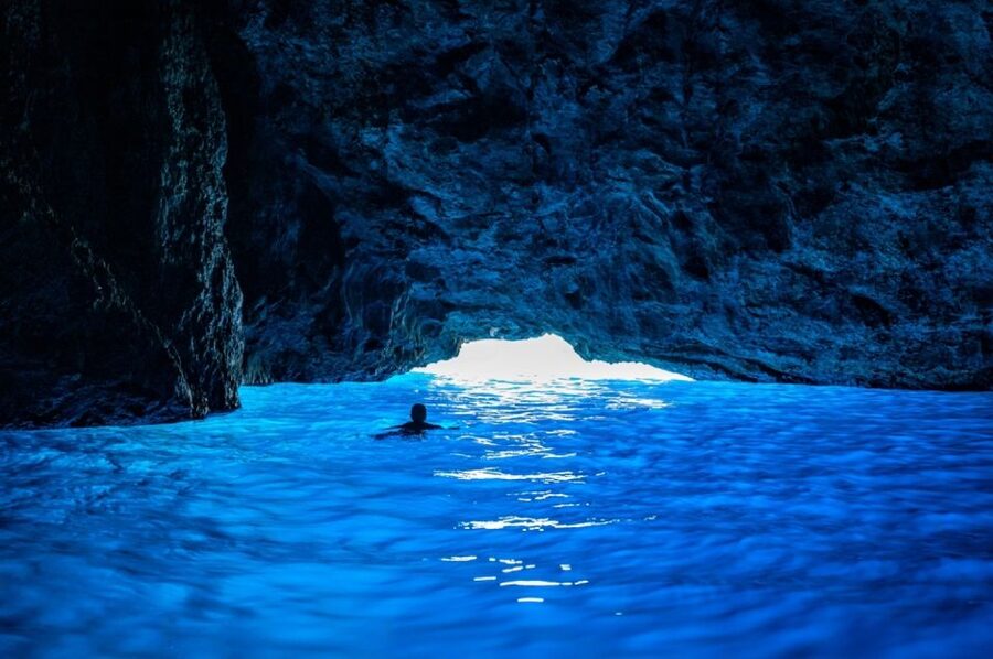 Dubrovnik: Blue & Green Caves Private Boat Tour with Drinks - Cliff jumping and open-water swimming