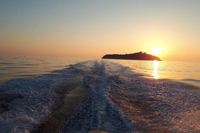 Dubrovnik boat mixed fun tour - A relaxed style that suits families