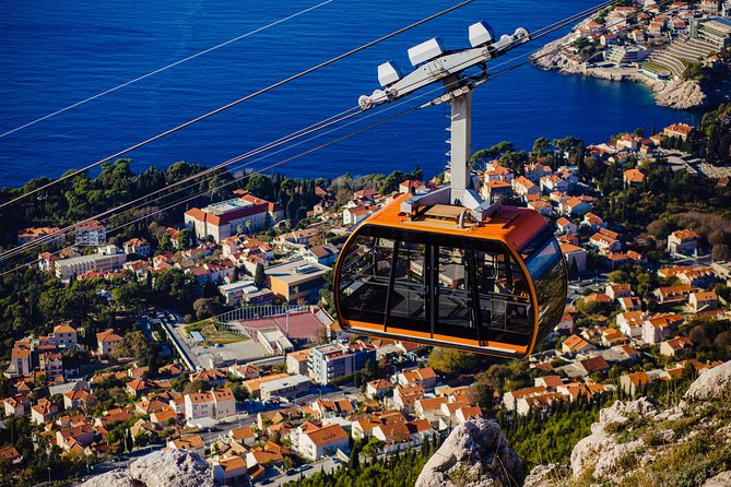 Dubrovnik Cable Car Ride, Old Town Walking Tour plus City Walls - How hard is the walking?