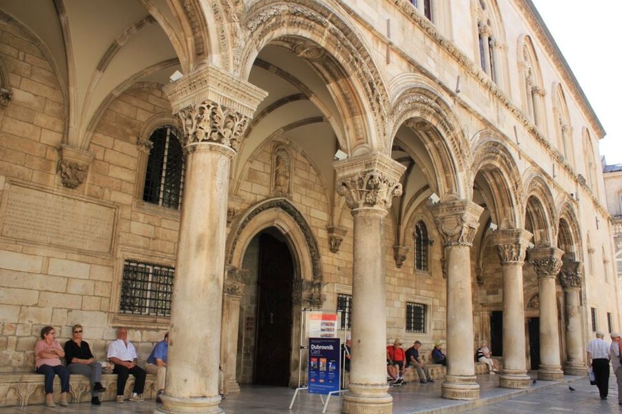 Dubrovnik: Cable Car, Walking Tour and City Walls Combo - Who will enjoy this experience most?