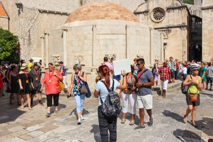 Dubrovnik: Cable Car, Walking Tour and City Walls Combo - The cable car puts the whole city in context