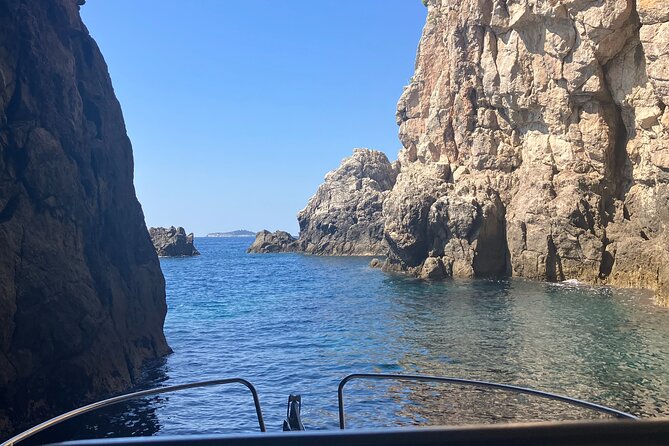 Dubrovnik cave experience swimming tour - The Guide and Group Atmosphere