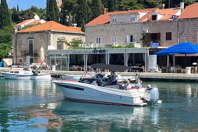Dubrovnik Cave tour by Speedboat - Betina Cave, a quiet beach near Dubrovnik