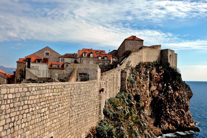 Dubrovnik City Walls Tour for Early Birds or Sunset Chasers - Why timing matters on Dubrovnik’s walls