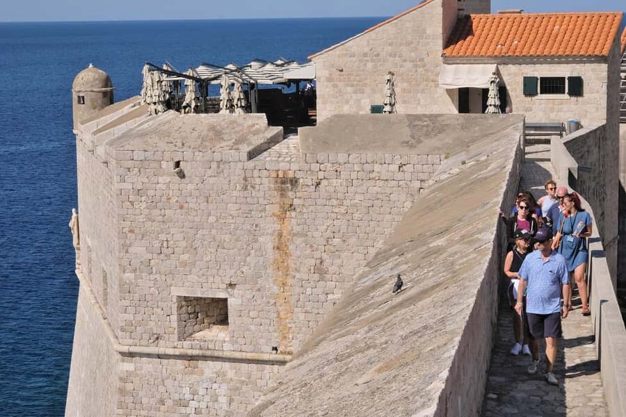 Dubrovnik: City Walls Tour for Early Birds & Sunset Chaser - Meeting at Pile and Starting Above the Old Town