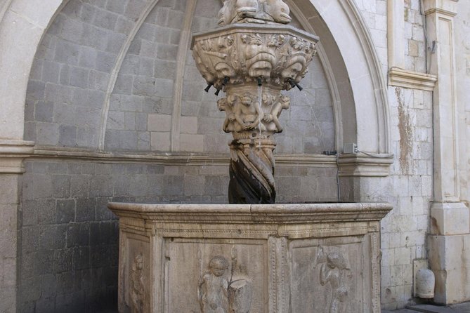 Dubrovnik Discovery Old Town Walking Tour - Rector’s Palace, Sponza Palace, and the cathedral