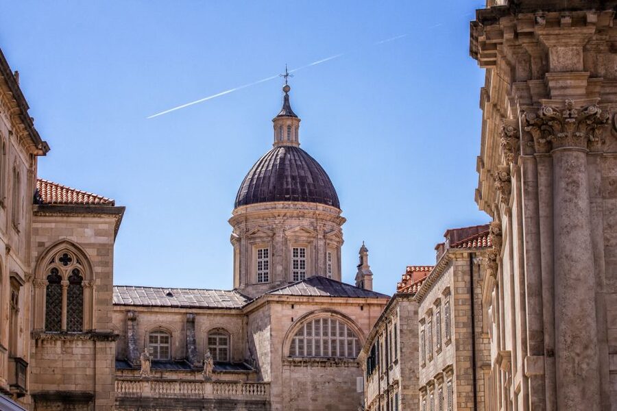 Dubrovnik: Early Bird Walking Tour - Sponza Palace and Rector’s Palace