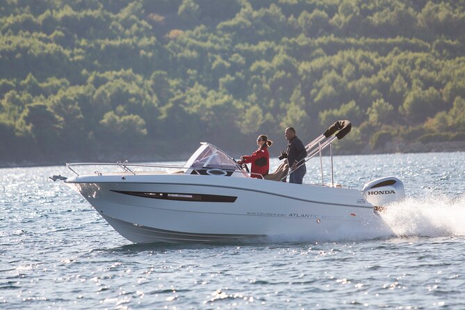 Dubrovnik Elafiti islands Private Speedboat Tour - Lunch: useful local help, but keep control of the bill