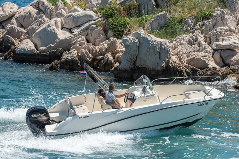 Dubrovnik: Elaphiti Islands and Blue Cave Private Tour - What the skipper adds to the experience