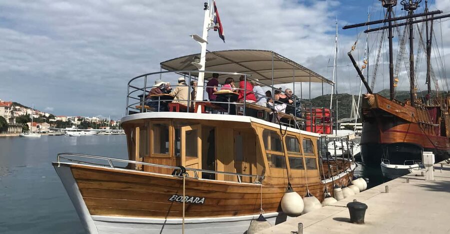 Dubrovnik: Elaphiti Islands Boat Cruise with Lunch & Drinks - Three islands, three different moods