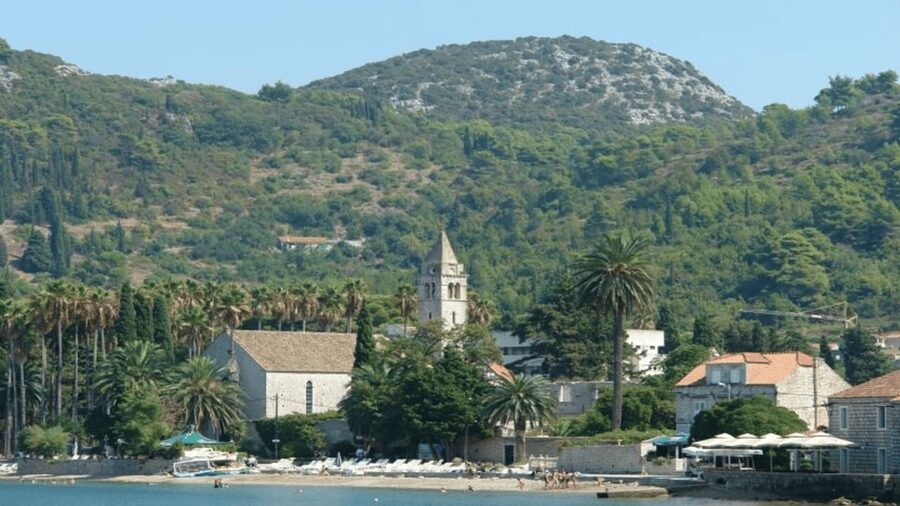 Dubrovnik: Elaphiti Islands Boat Cruise with Lunch & Drinks - Should you book the Elaphiti Islands cruise?