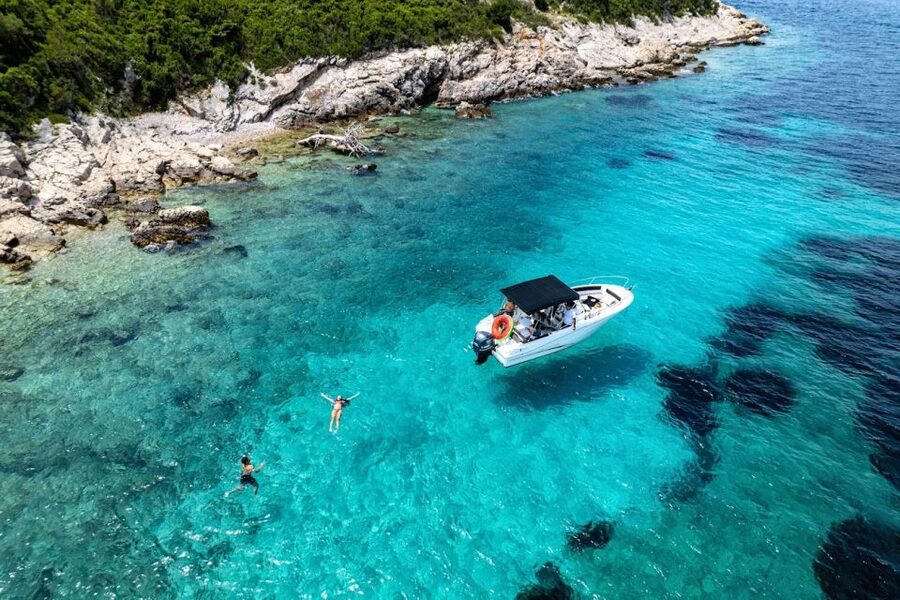 Dubrovnik: Elaphiti Islands Private Day Cruise by Speedboat - What the skipper adds to the experience