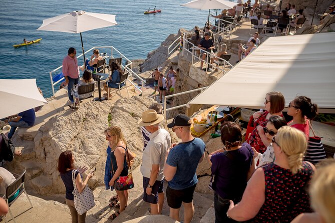 Dubrovnik Food and Drink Walking Tour with a Local Guide - Orlando’s Column and the morning market