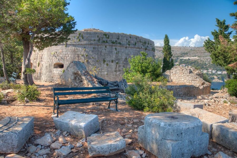 Dubrovnik: Game of Thrones Tour & Optional Lokrum Island - Who should book it, and who should skip it