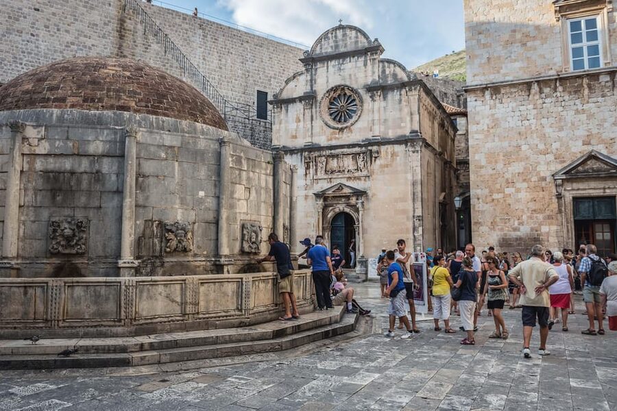 Dubrovnik: Game of Thrones Tour & Optional Lokrum Island - What the guides add to the experience