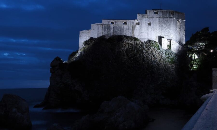 Dubrovnik: Ghosts and Mysteries Walking Tour - The evening light and panoramic views
