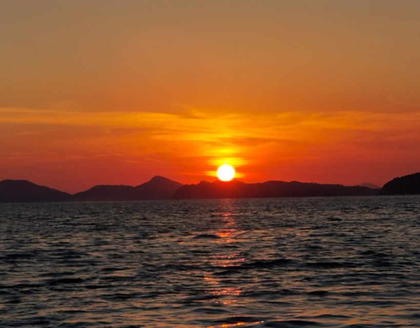 Dubrovnik: Golden Hour Sunset Cruise - Key points to know before booking