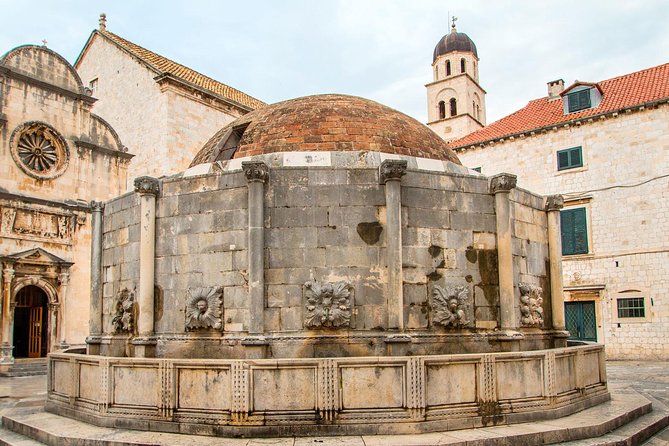 Dubrovnik Guided Group Tour with Ston Oyster tasting from Split & Trogir - What happens at Ston