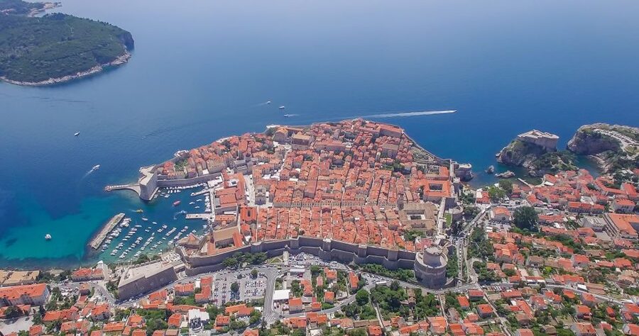 Dubrovnik: Guided Old City Walking Tour - Meeting at Pile Square and entering the Old City