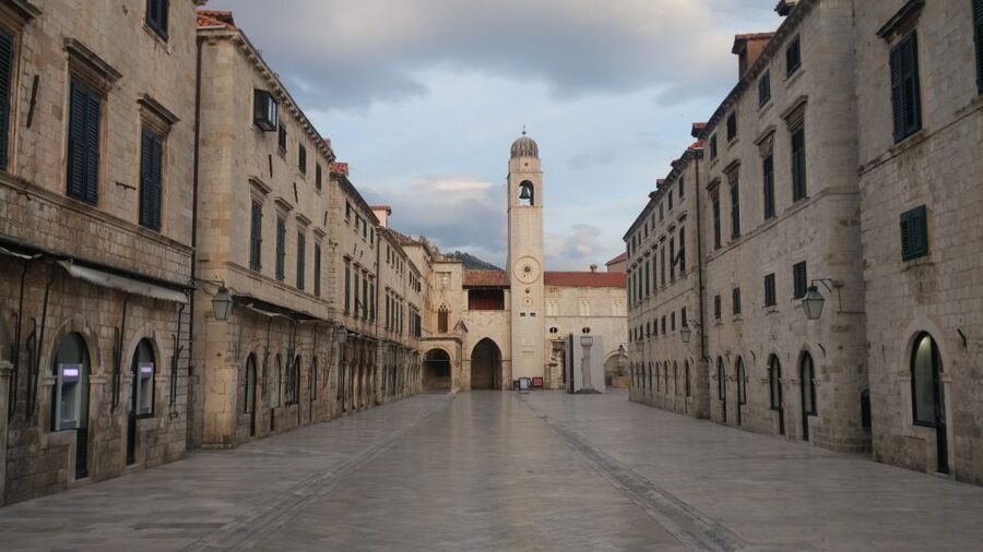 Dubrovnik: Insider 90-Minute Walking Tour With a Local - The Old Port and the trading republic