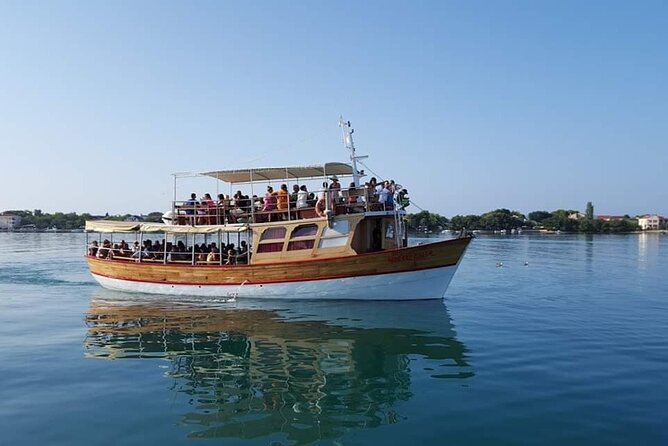 Dubrovnik Islands Boat Tour with Lunch and Unlimited Drinks - Unlimited drinks change the value of the $72.59 price