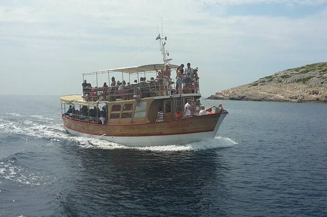 Dubrovnik Islands Boat Tour with Lunch and Unlimited Drinks - Swimming, beaches, and what to pack