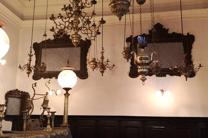Dubrovnik Jewish Heritage Private Walking Tour - Families, history fans, and first-time visitors