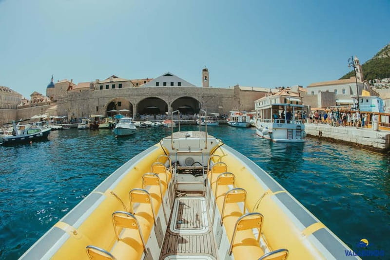 Dubrovnik: Morning Blue Cave speedboat tour with drinks - A fast start from Dubrovnik Old Town