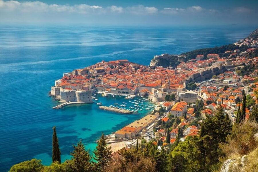 Dubrovnik : Must-See Private Walking Tour With A Guide - The unusual stops listed in the route