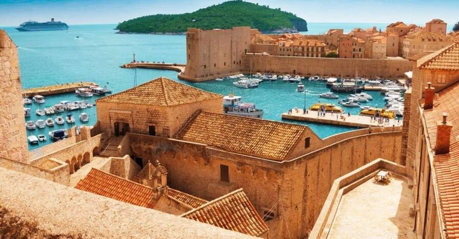Dubrovnik: Old Town and City Walls Guided Walking Tour - Walking Dubrovnik from Pile Square