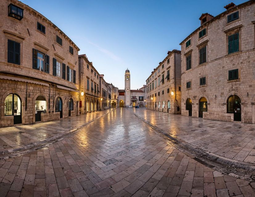 Dubrovnik: Old Town and City Walls Guided Walking Tour - What the two-hour route feels like