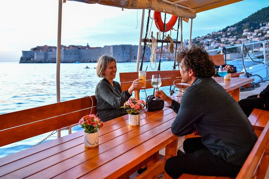 Dubrovnik: Old Town Cruise with Lunch - The Hosts Make the Difference
