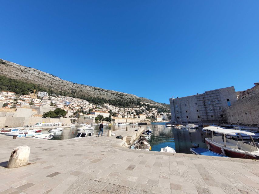 Dubrovnik: Old Town Highlights Tour with Audio Guide - Key points at a glance