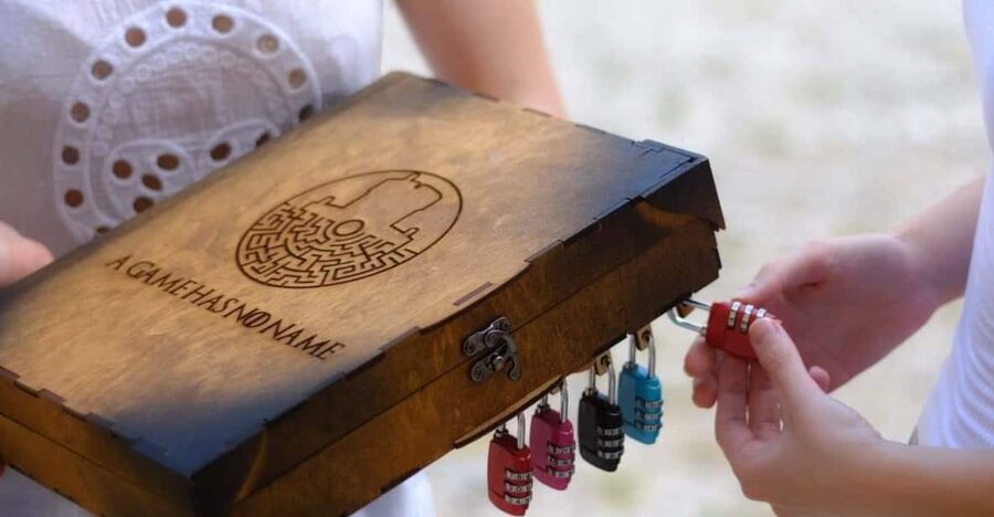 Dubrovnik: Old Town History Outdoor Escape Game - Eight stops through Dubrovnik’s historic core