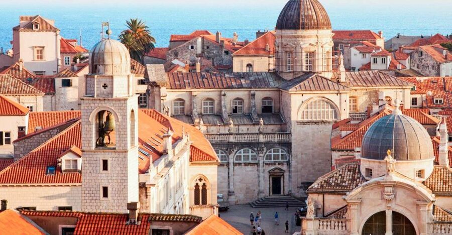 Dubrovnik: Old Town Walking Tour - What the guides add to the experience