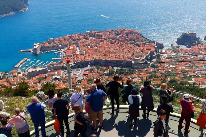 Dubrovnik Panorama Sightseeing with Tour Guide in Minivan - Comfort, mobility, and group size
