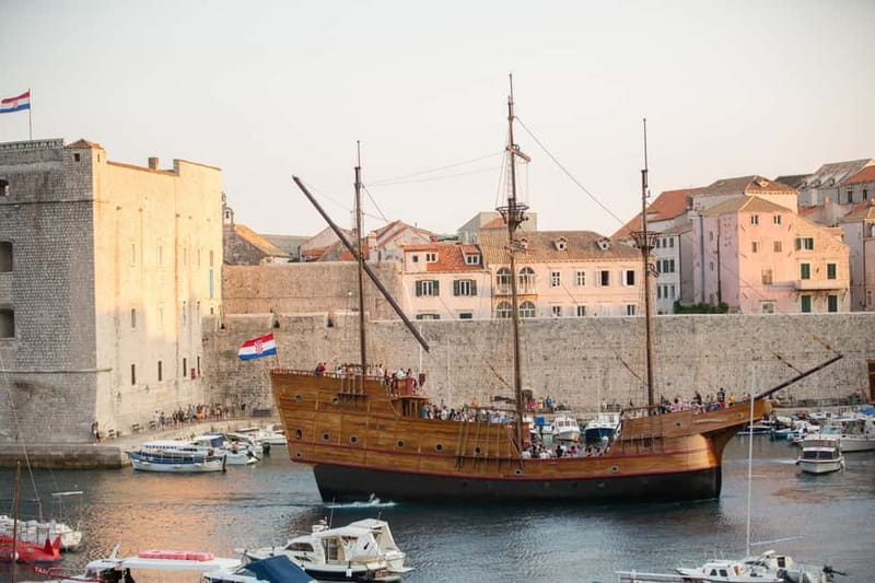 Dubrovnik: Panoramic Sunset Cruise on Karaka Ship - Setting sail from Dubrovnik’s Old Town port