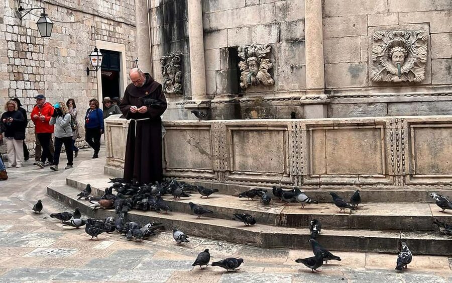 Dubrovnik: Pile Gate & Old Town with Spices and Hidden Gems - Key things to know before booking