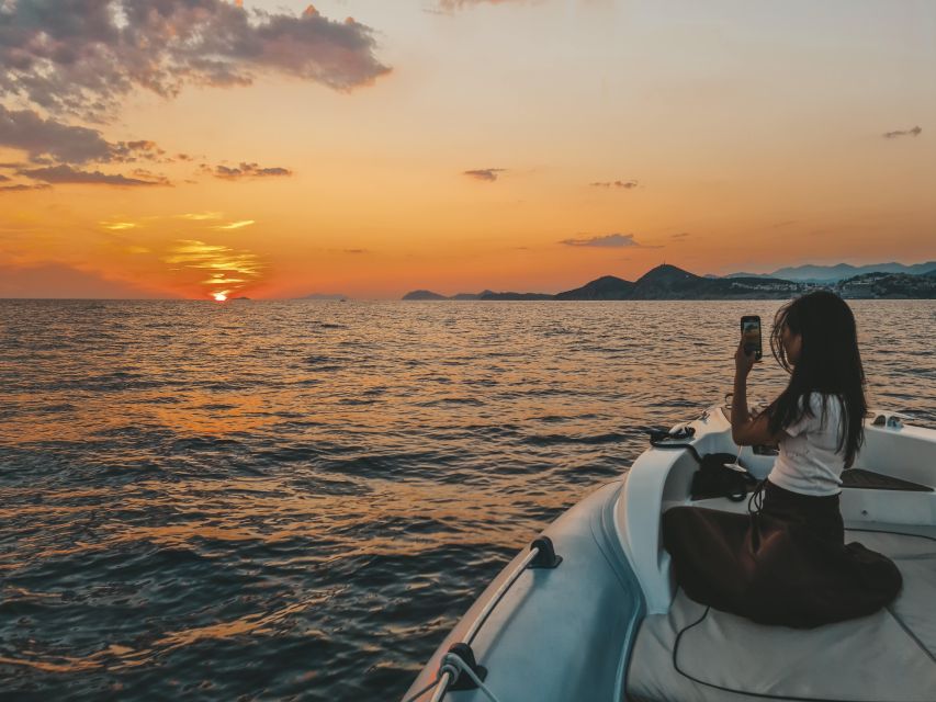 Dubrovnik: Private Boat Cruise at Sunset with Champagne - Fort Lovrijenac and the western entrance