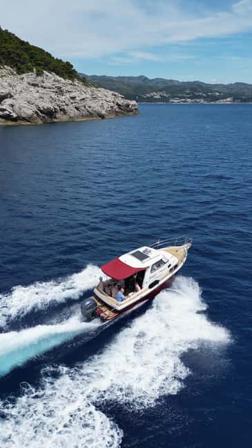 Dubrovnik: Private Boat Rental for Parties & Alcohol - Boarding and the first cruise