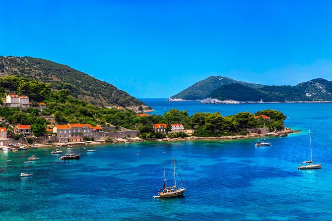 Dubrovnik: Private Boat Tours to Elaphite Islands - The boats, crew, and included comforts