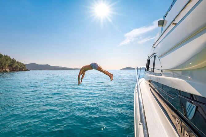Dubrovnik: Private Boat Tours to Elaphite Islands - Weather, crowds, and the best time to go