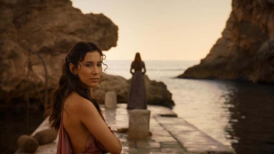 Dubrovnik: Private Game of Thrones Tour: Inside Look - Meeting Edi near Pile Gate
