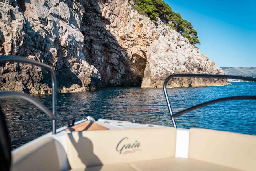 Dubrovnik: Private speedboat tour of Elafiti islands - The private skipper makes the biggest difference