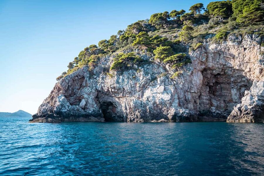 Dubrovnik: Private speedboat tour of Elafiti islands - Food, wine, and the island setting