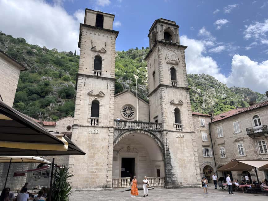 Dubrovnik: Private Tour to Montenegro, Kotor, and Perast - Price and value for groups of up to eight