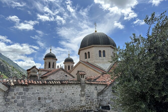 Dubrovnik: Private Tour to Montenegro - Kotor & Perast - Perast: two hours in a quiet bay town