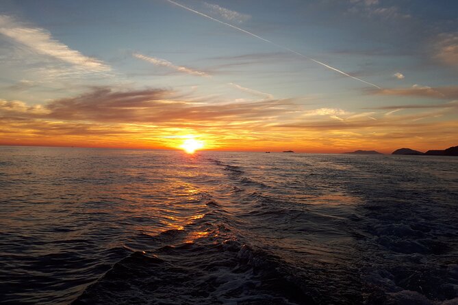 Dubrovnik Romantic Sunset Boat Tour - Leaving from Lapadska Obala Pier at 6 pm